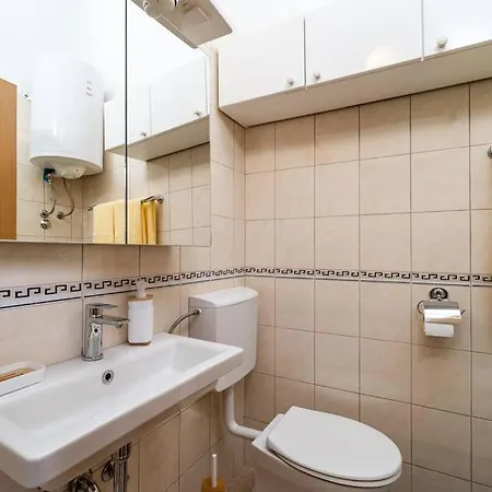 Maris Apartman *
